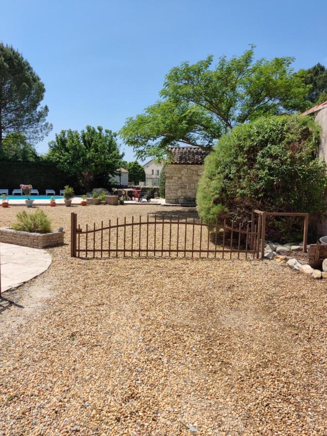 Ardeche Les Cigales, Studio Murier Piscine Partagee 格罗斯皮埃雷斯 外观 照片